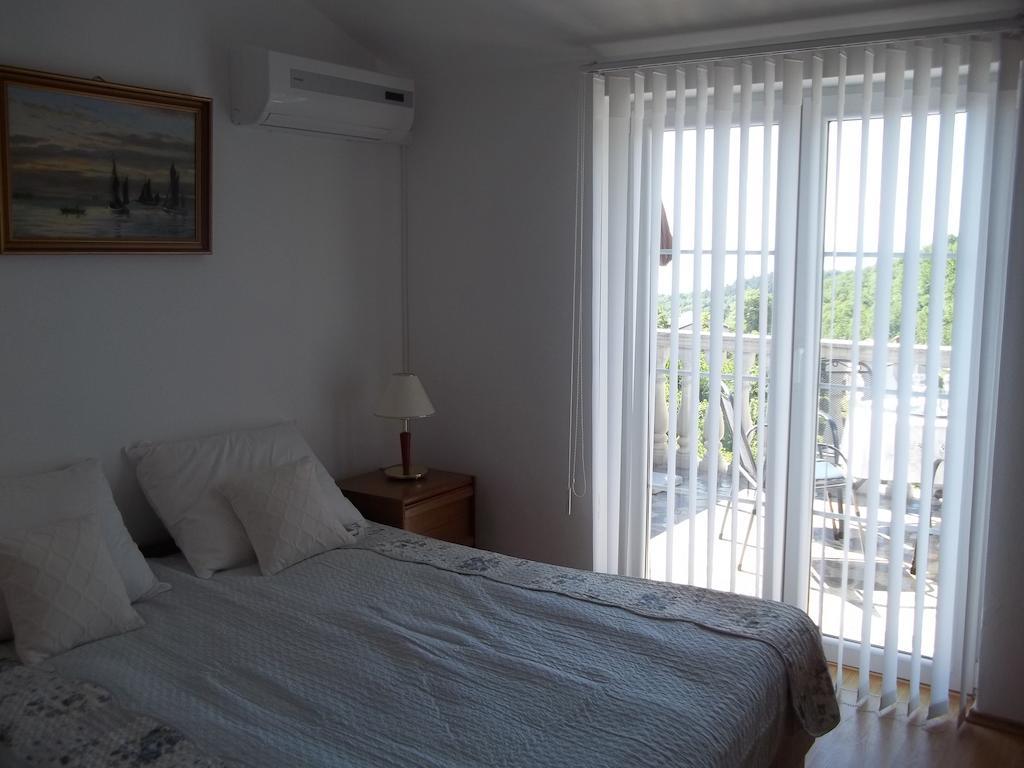 Apartments Ljubas Opatija Bagian luar foto