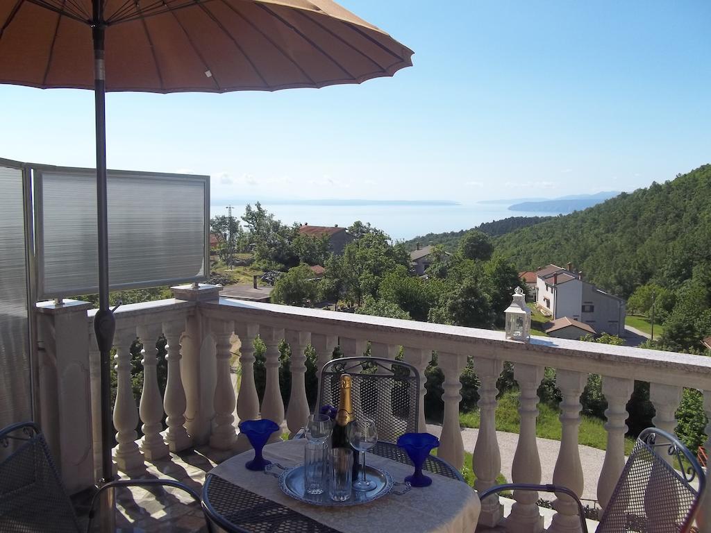 Apartments Ljubas Opatija Bagian luar foto
