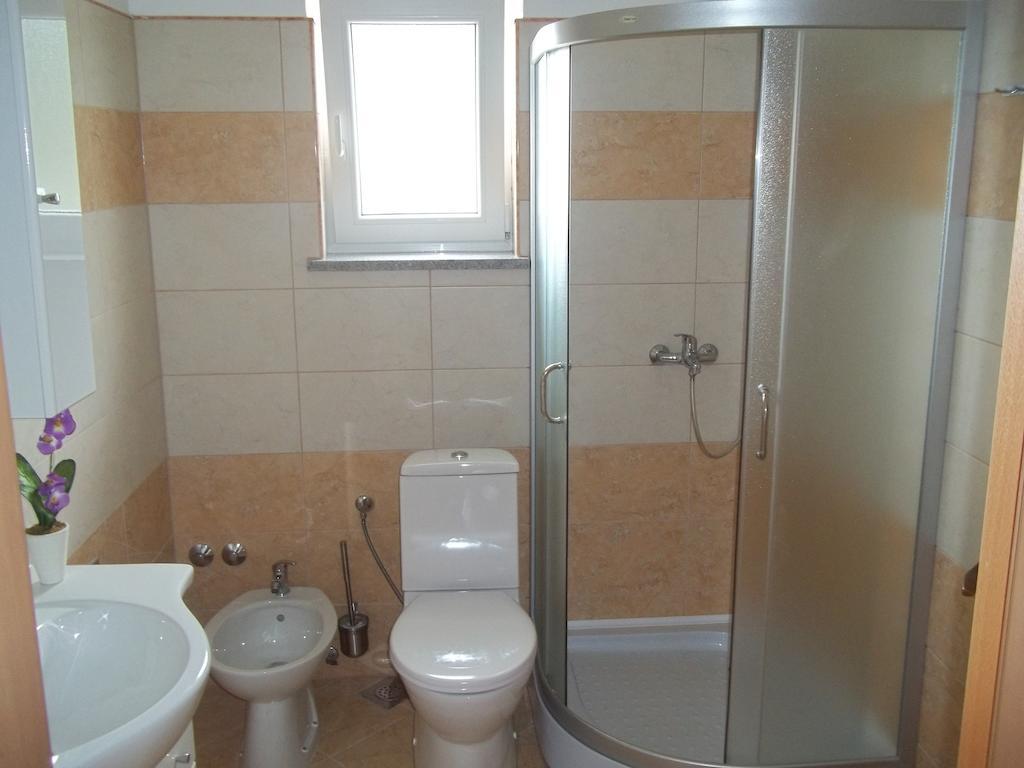 Apartments Ljubas Opatija Ruang foto