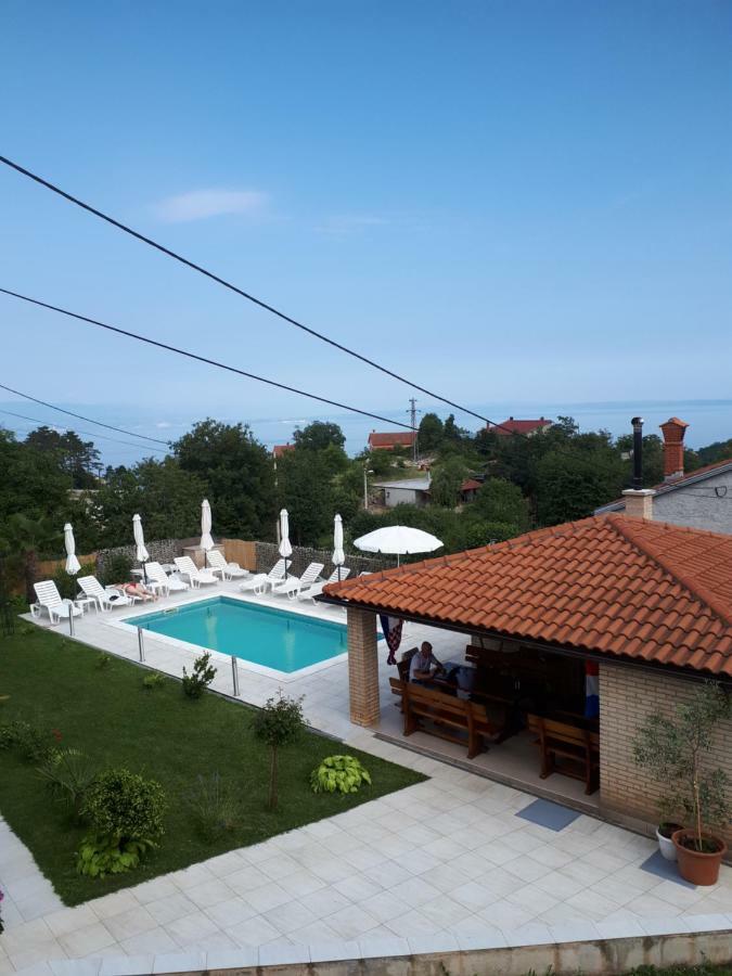 Apartments Ljubas Opatija Bagian luar foto