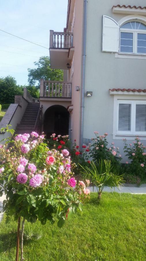 Apartments Ljubas Opatija Bagian luar foto